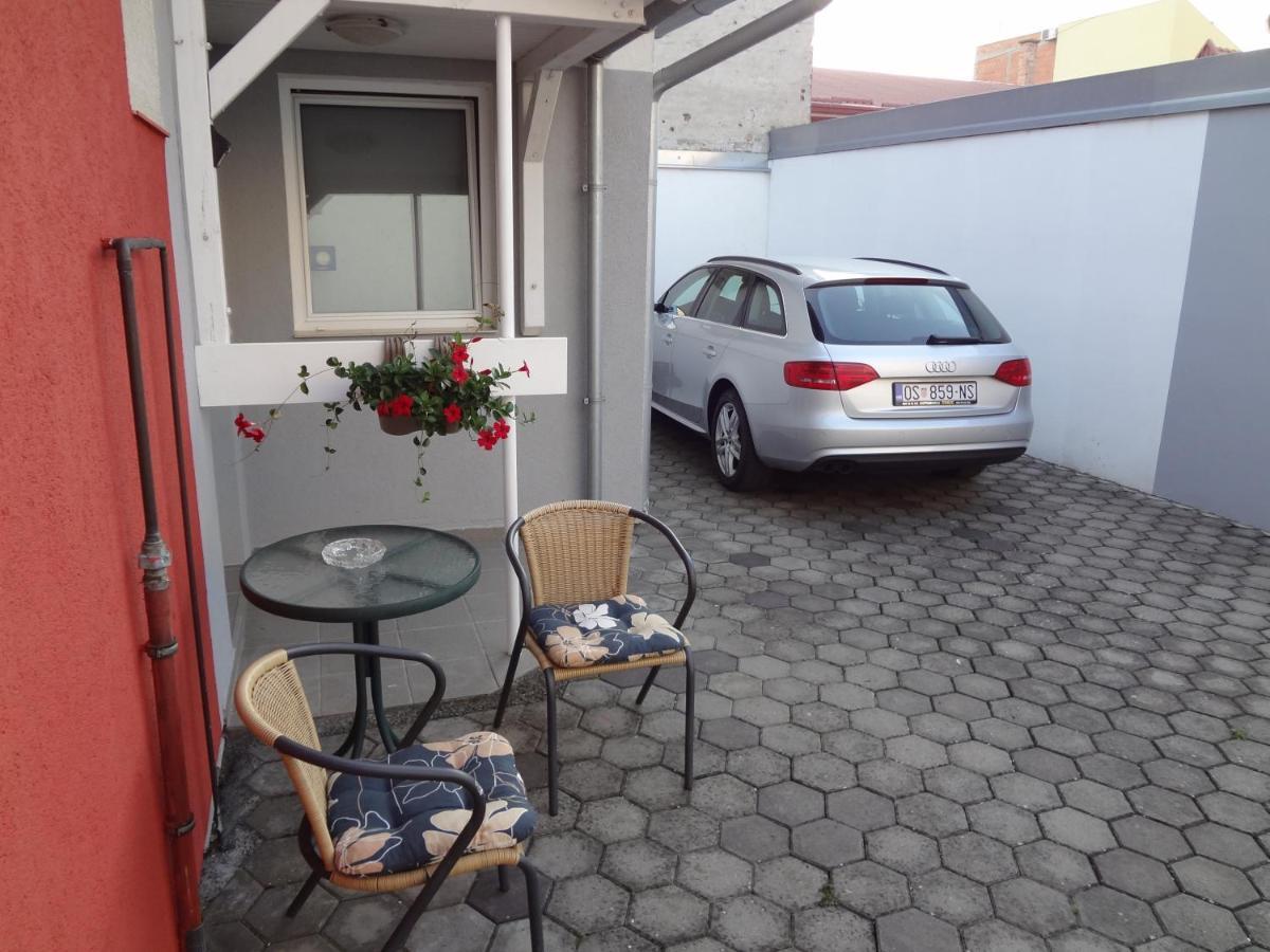 Apartments Kosevic Осиек Экстерьер фото