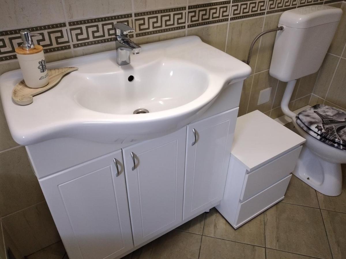 Apartments Kosevic Осиек Экстерьер фото