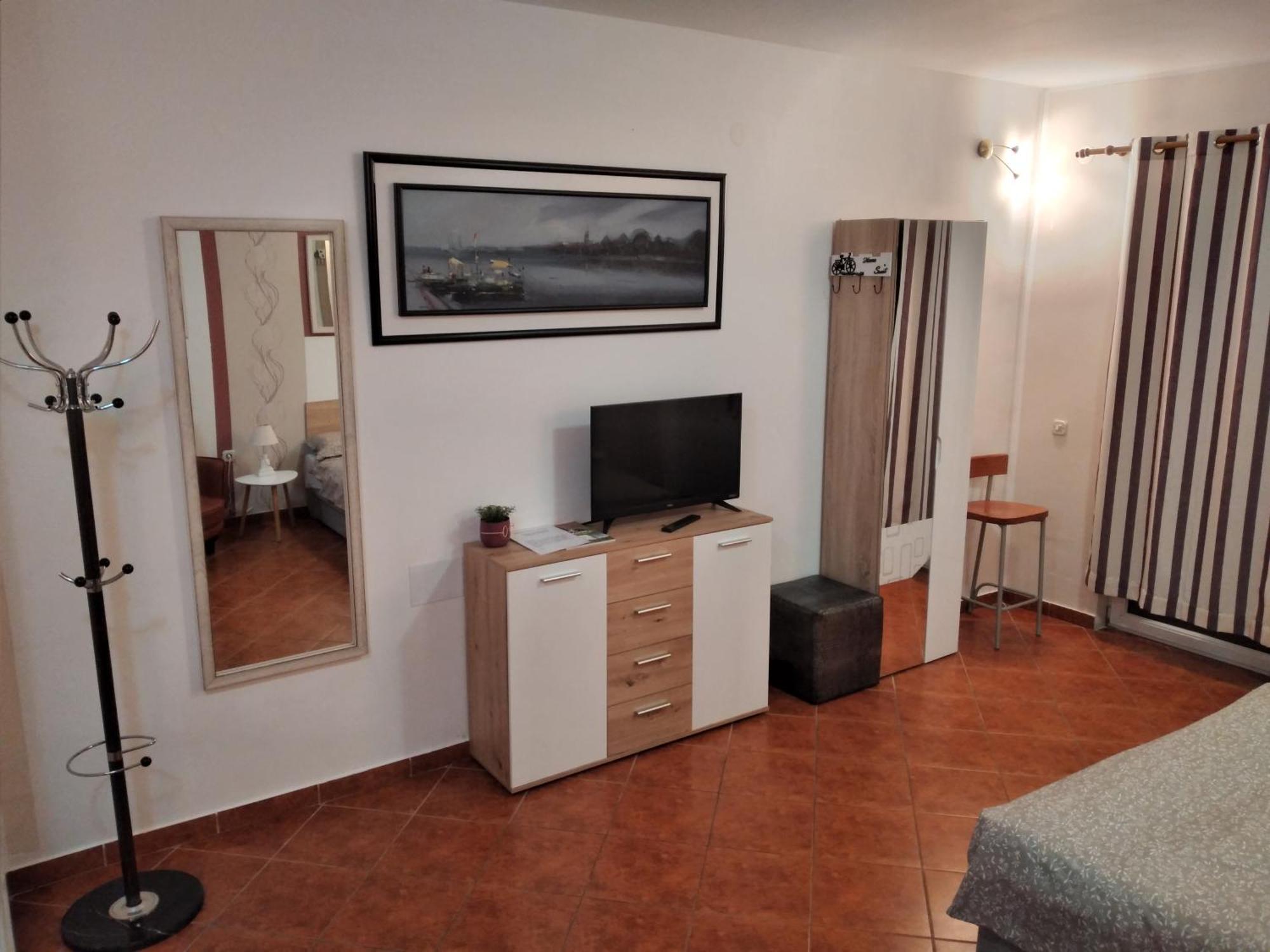 Apartments Kosevic Осиек Экстерьер фото