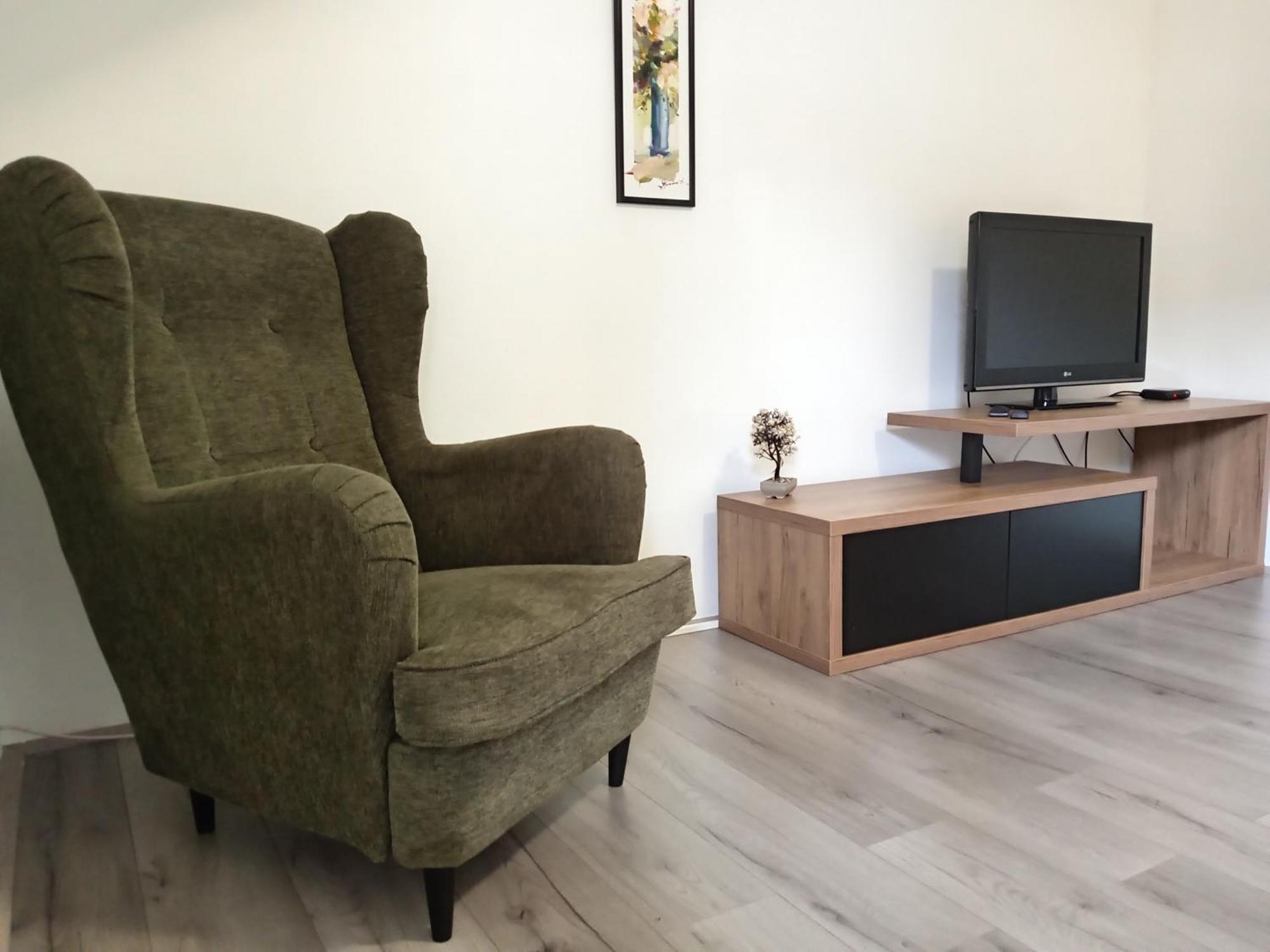 Apartments Kosevic Осиек Экстерьер фото