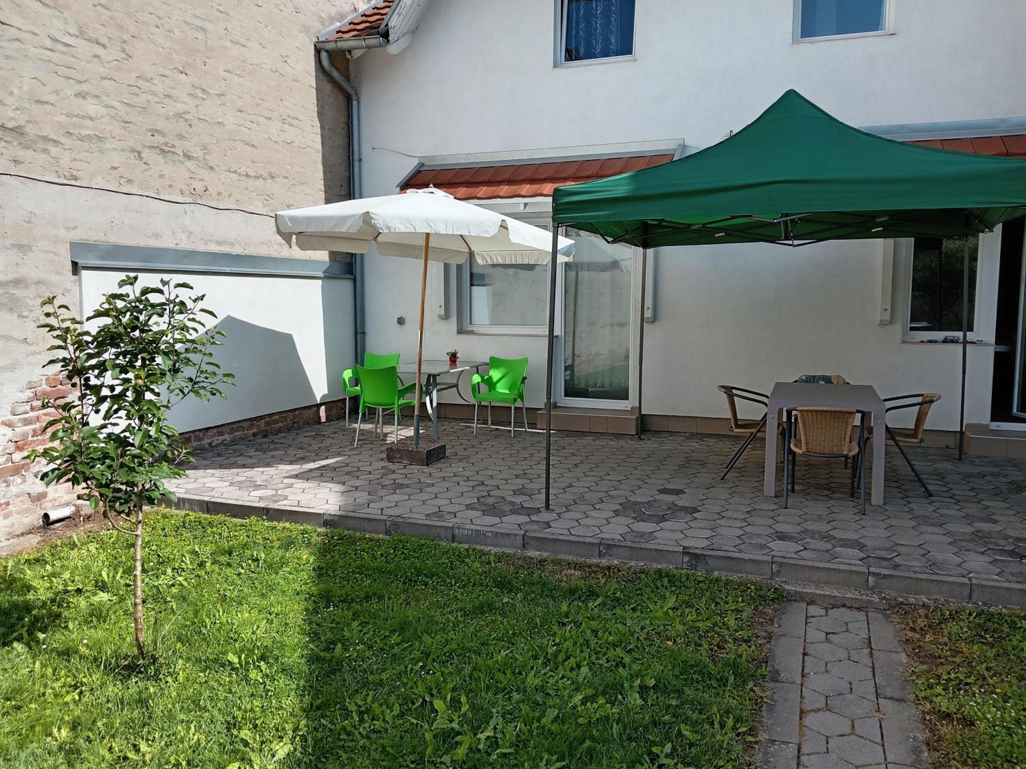 Apartments Kosevic Осиек Экстерьер фото